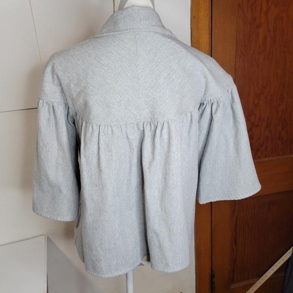 Current Air by Anthropologie Cropped Flutter Sleeve Jacket/shirt size XS gray - Picture 5 of 7
